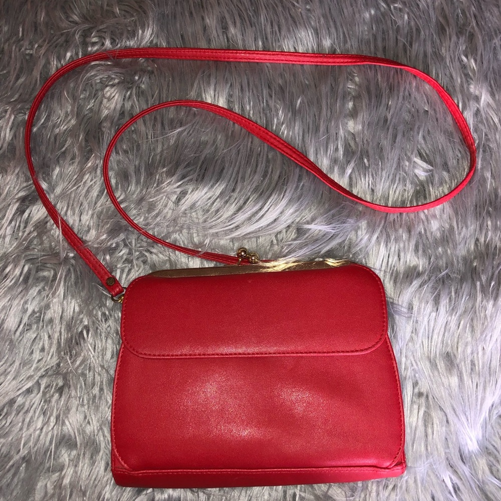 Red vintage brand new purse